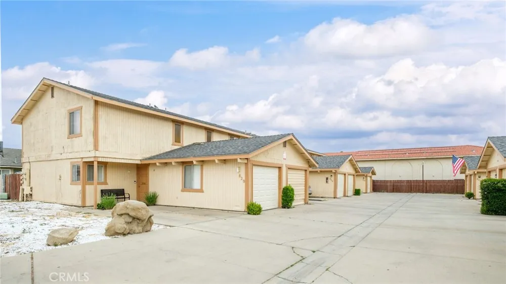 770 Silverado Hanford, CA 93230