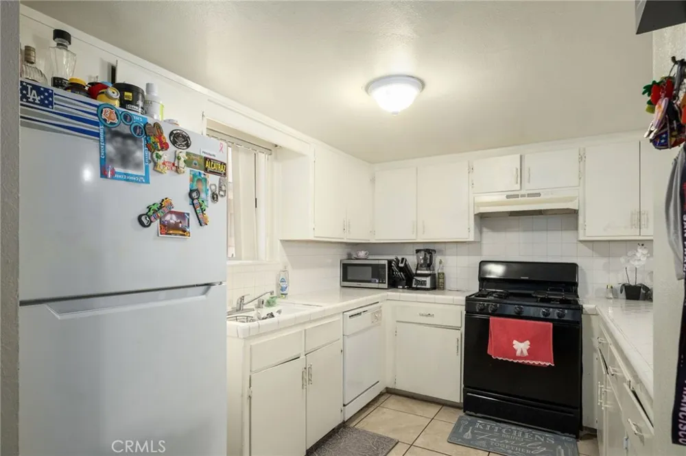 770 Silverado Hanford, CA 93230