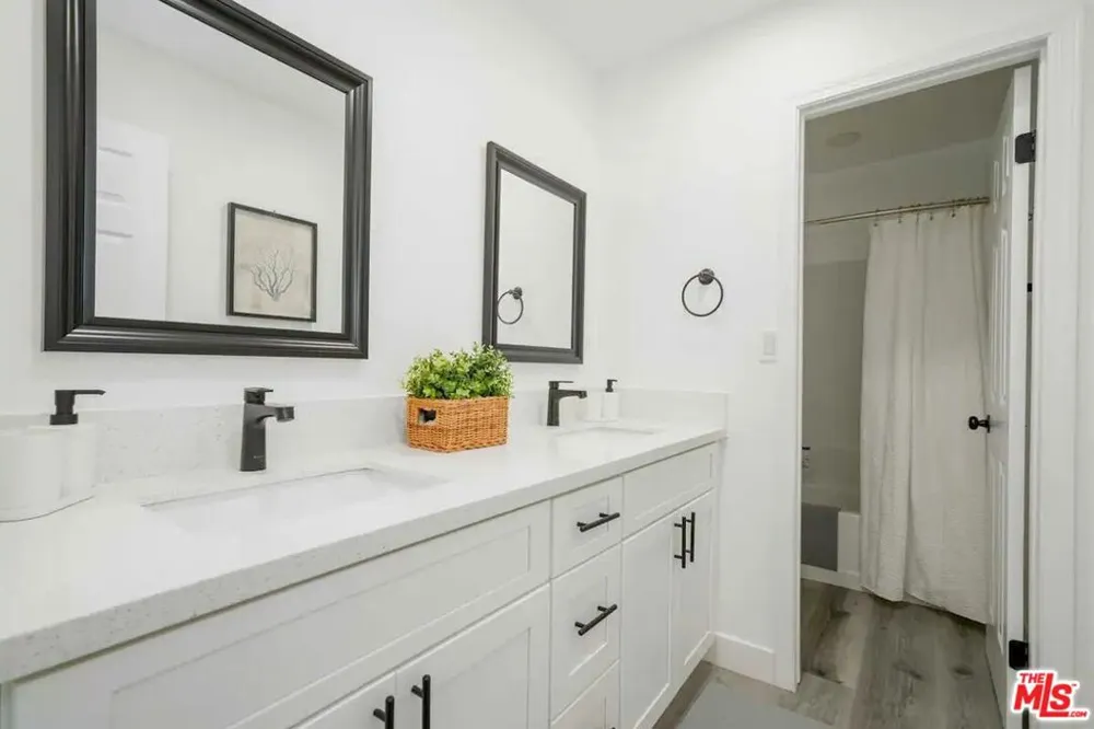 2417 S Budlong Avenue #3 Los Angeles, CA 90007