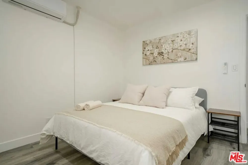 2417 S Budlong Avenue #3 Los Angeles, CA 90007