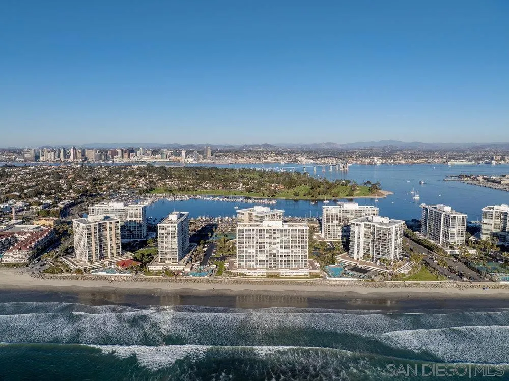 1810 Avenida del Mundo #601 Coronado, CA 92118