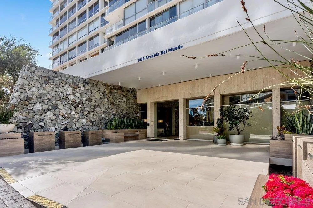 1810 Avenida del Mundo #601 Coronado, CA 92118