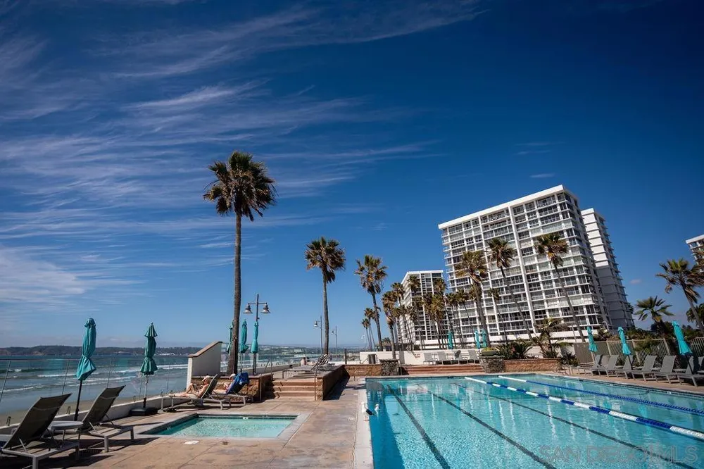 1810 Avenida del Mundo #601 Coronado, CA 92118