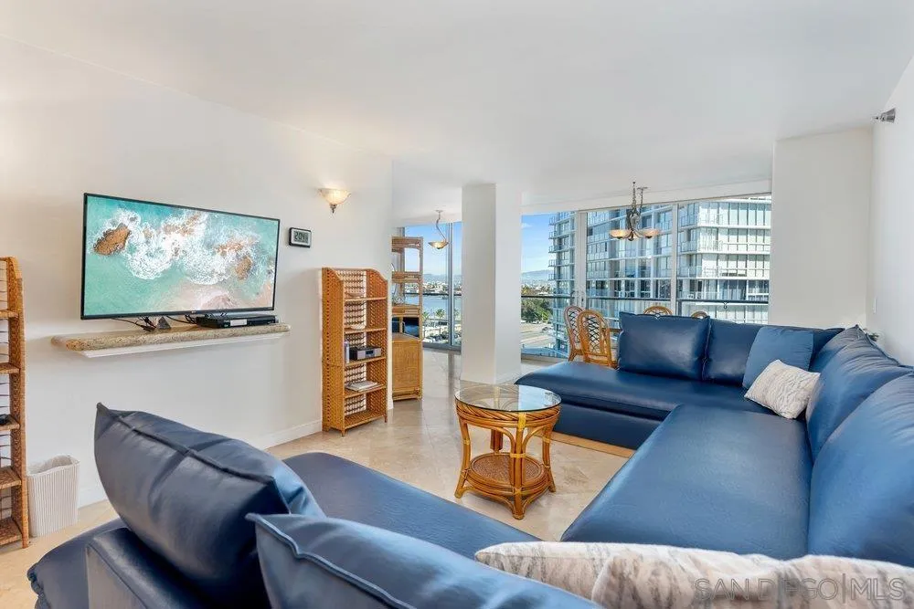 1810 Avenida del Mundo #601 Coronado, CA 92118