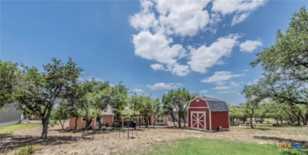 1421 Cottonwood Road Fischer, TX 78623