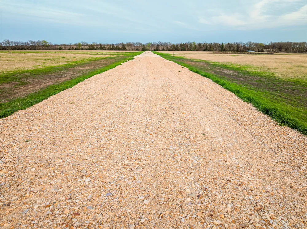83 Private Road 142025 Blossom, TX 75416