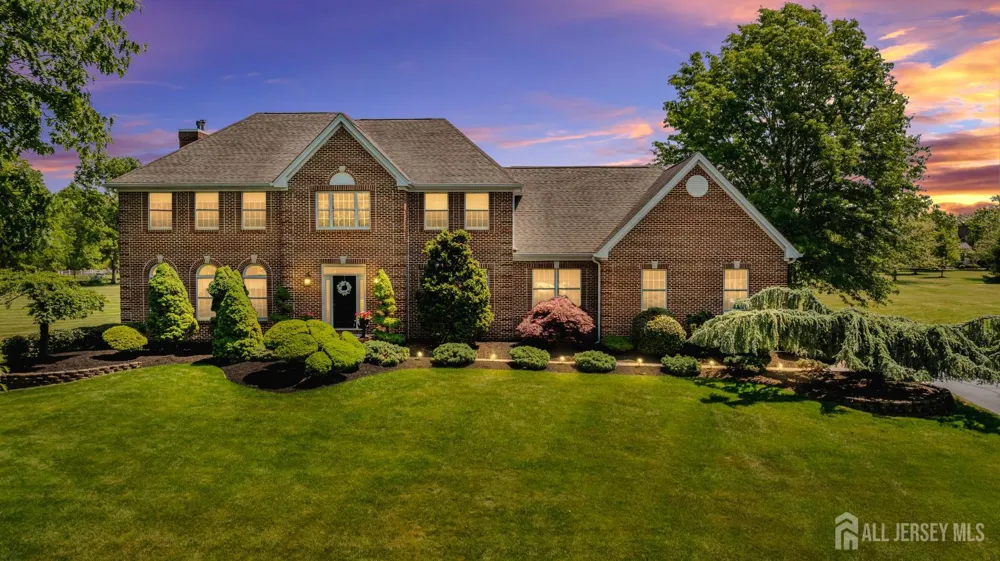 11 Windmill Court