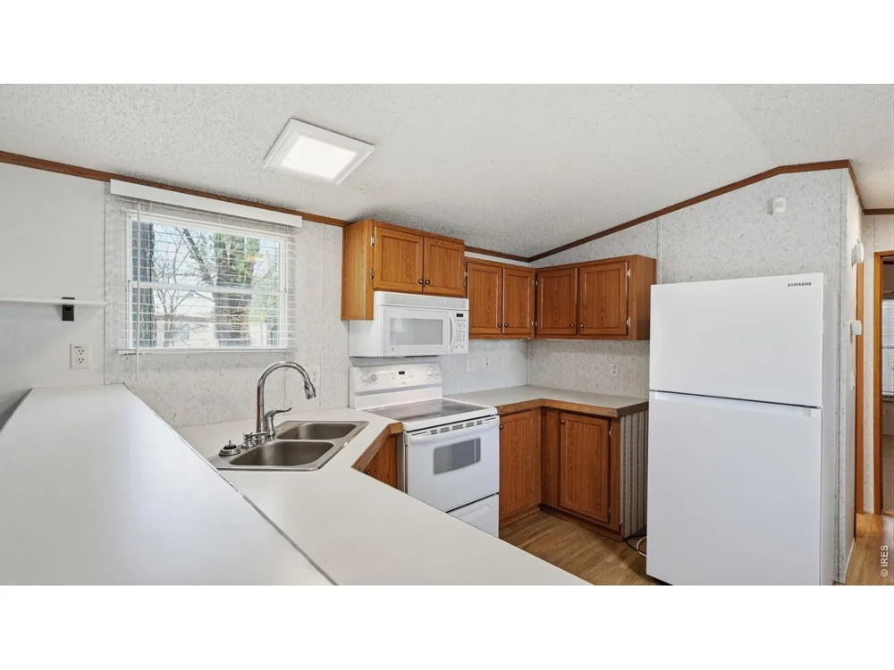 256 Navajo Road Weldona, CO 80653