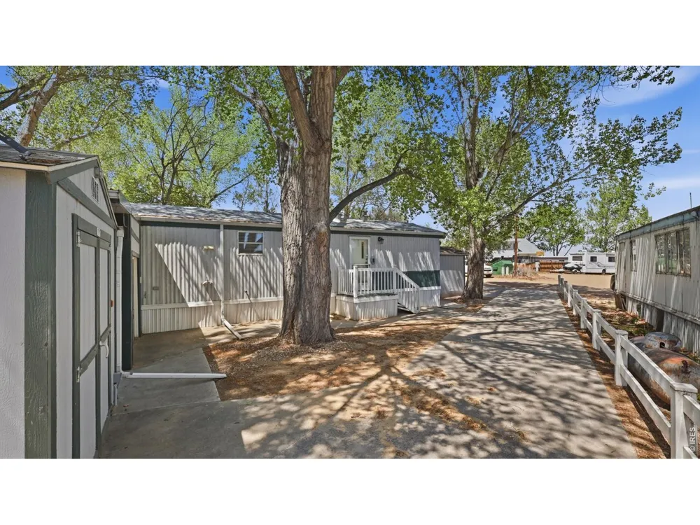 256 Navajo Road Weldona, CO 80653