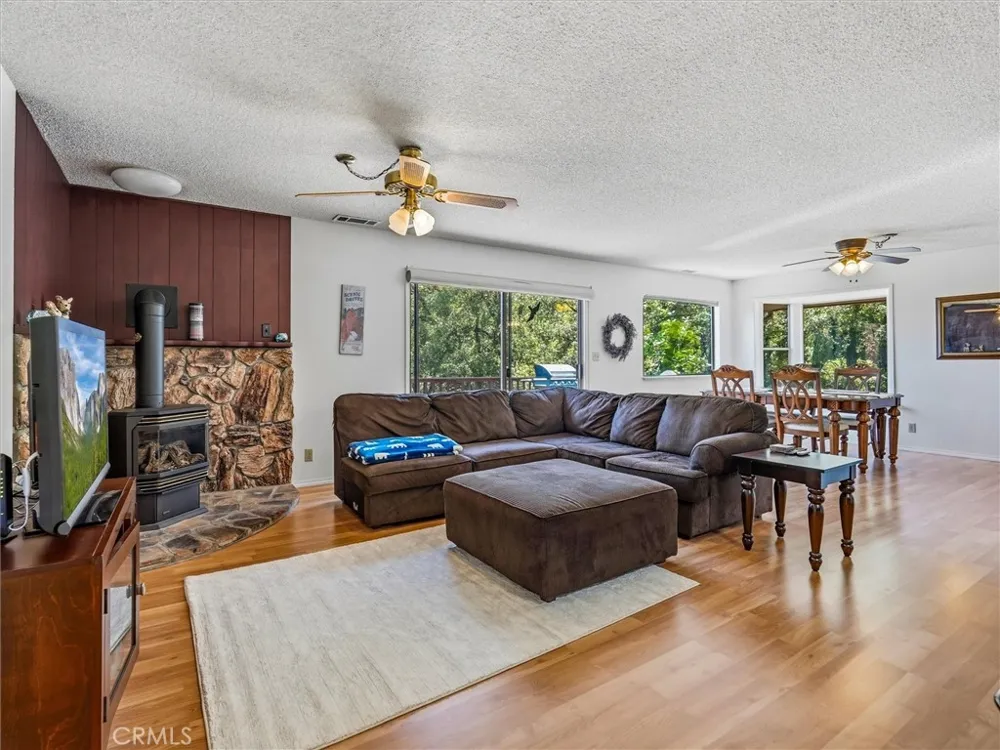 49628 Stillmeadow Oakhurst, CA 93644
