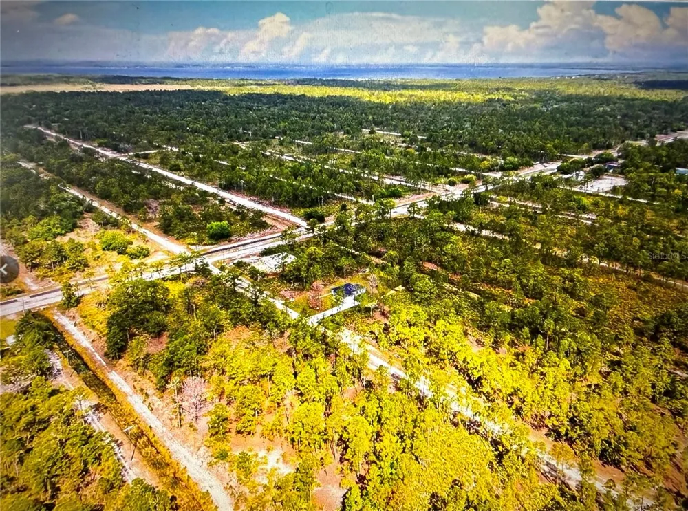 513 PALM AVENUE Indian Lake Estates, FL 33855