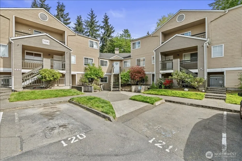 5300 Harbour Pointe Boulevard #306H Mukilteo, WA 98275