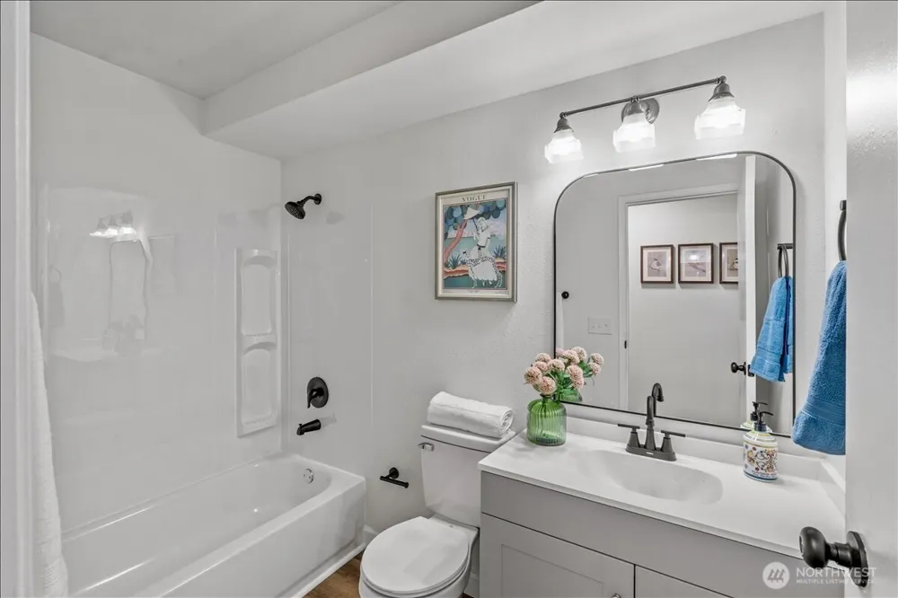 5300 Harbour Pointe Boulevard #306H Mukilteo, WA 98275