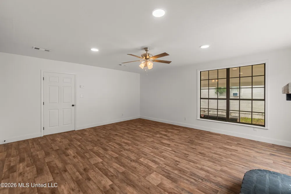429 Mary Street Columbia, MS 39429
