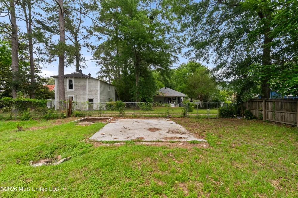 429 Mary Street Columbia, MS 39429