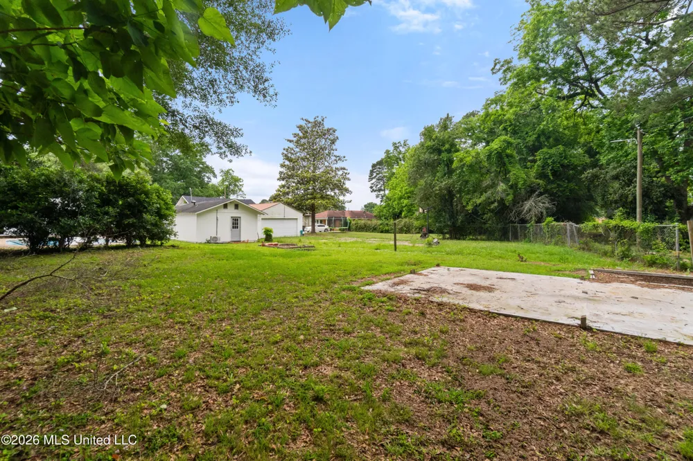 429 Mary Street Columbia, MS 39429