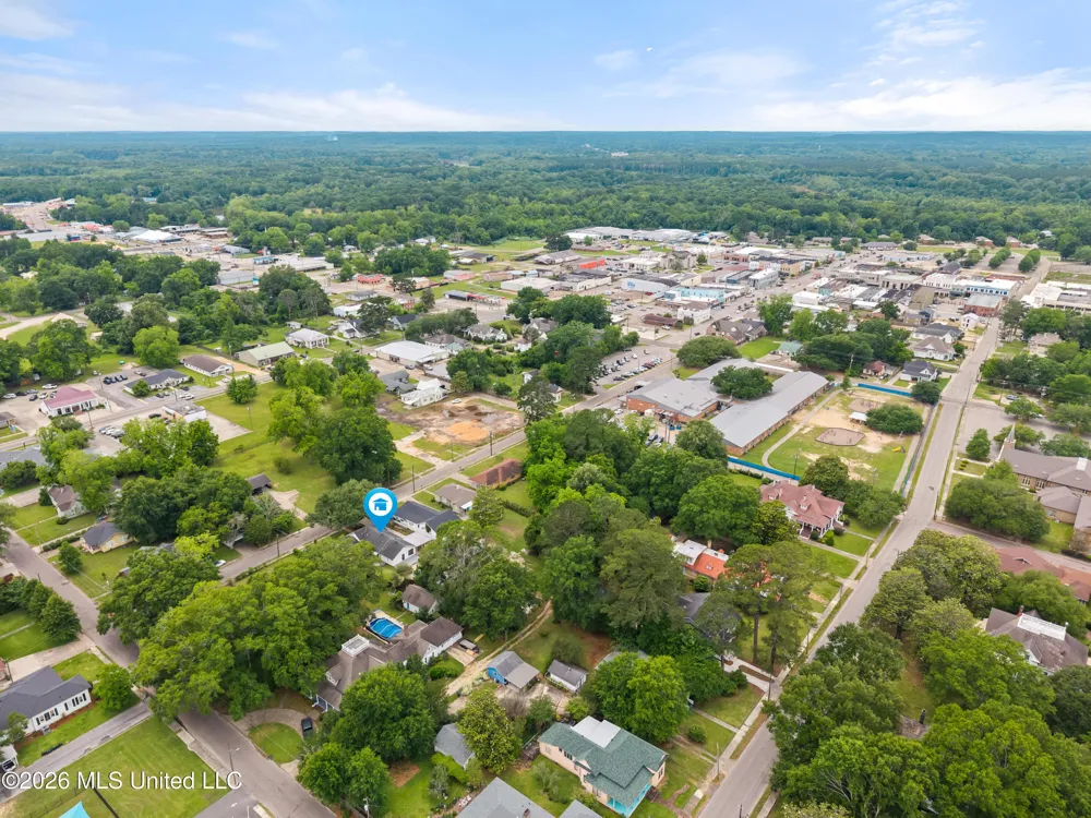 429 Mary Street Columbia, MS 39429