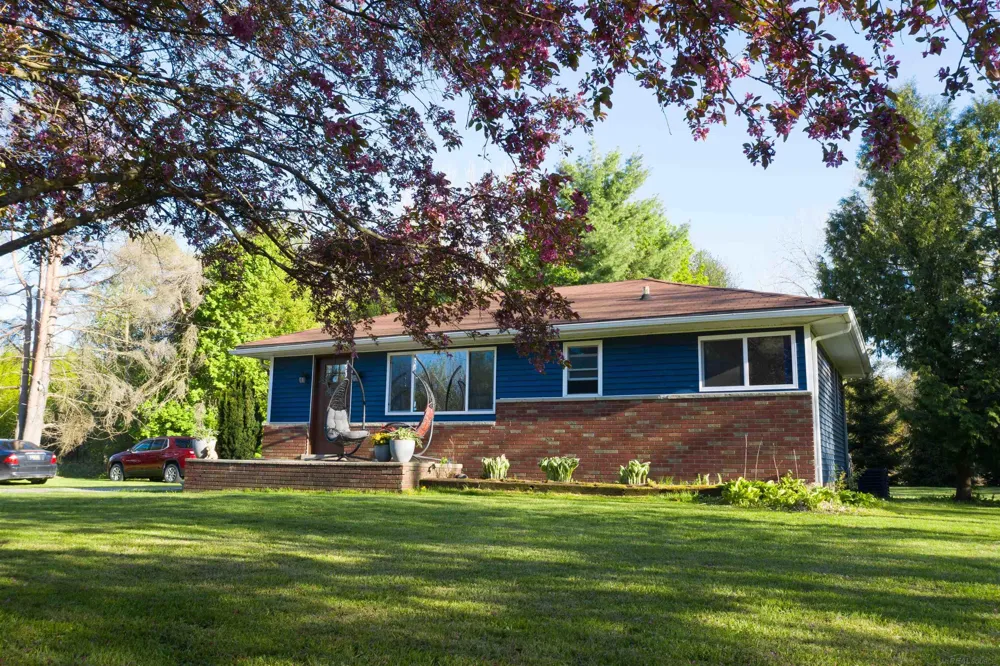 5219 Remer Road China Township, MI 48054