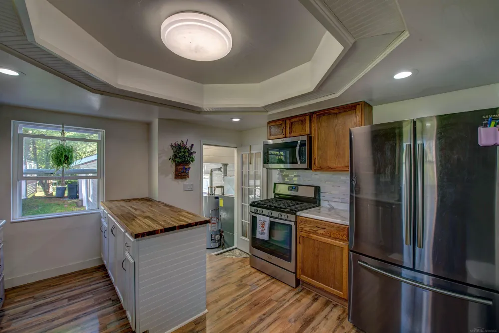 5219 Remer Road China Township, MI 48054