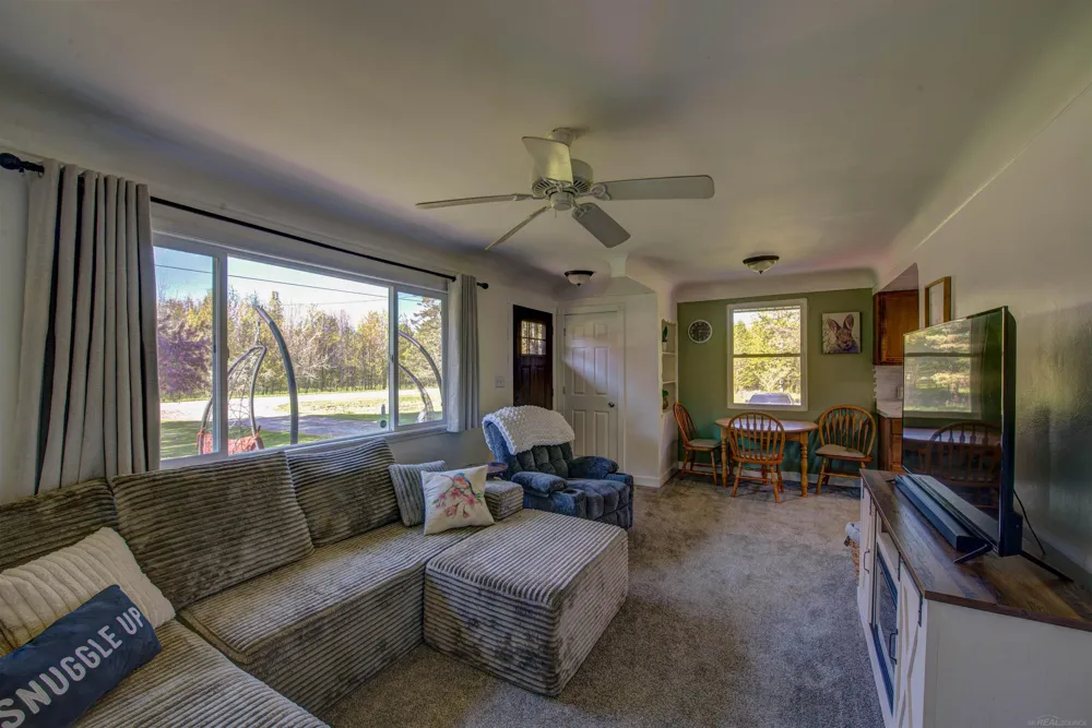 5219 Remer Road China Township, MI 48054