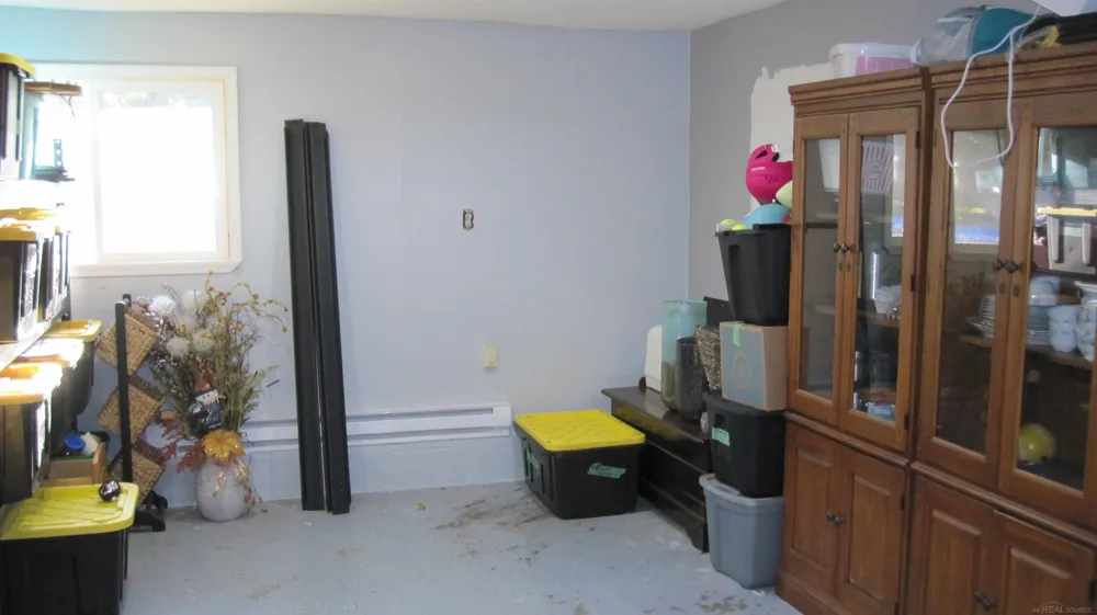 5219 Remer Road China Township, MI 48054
