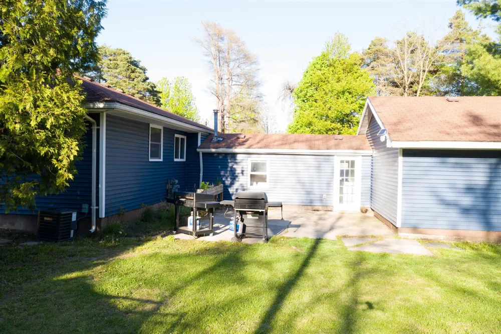 5219 Remer Road China Township, MI 48054