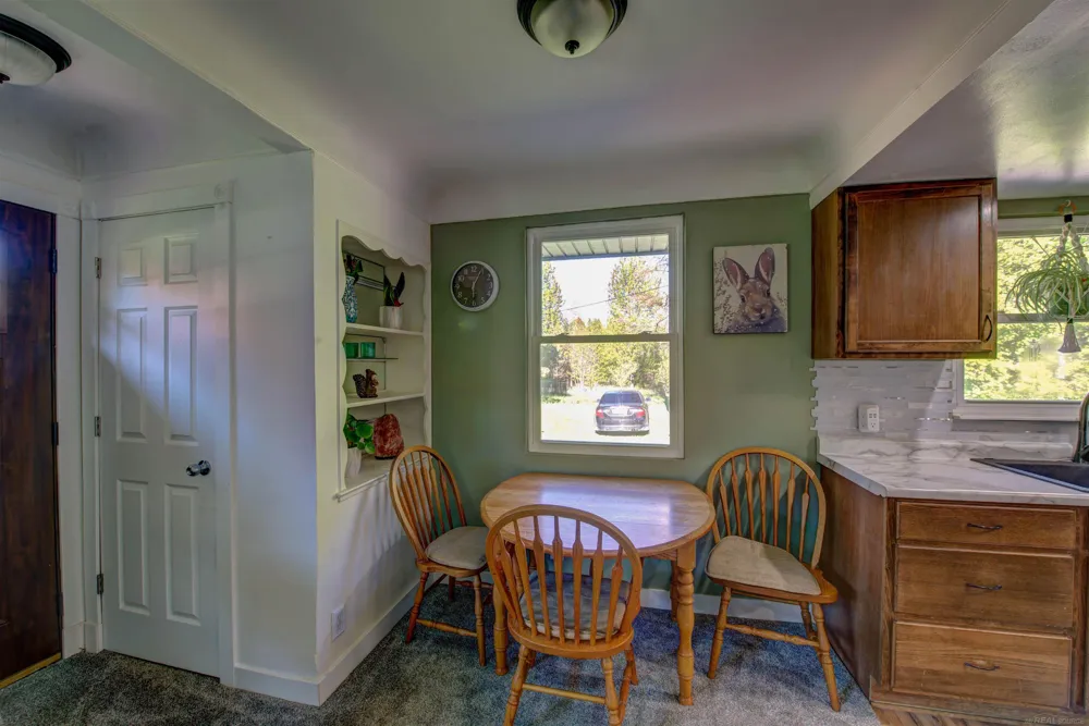 5219 Remer Road China Township, MI 48054