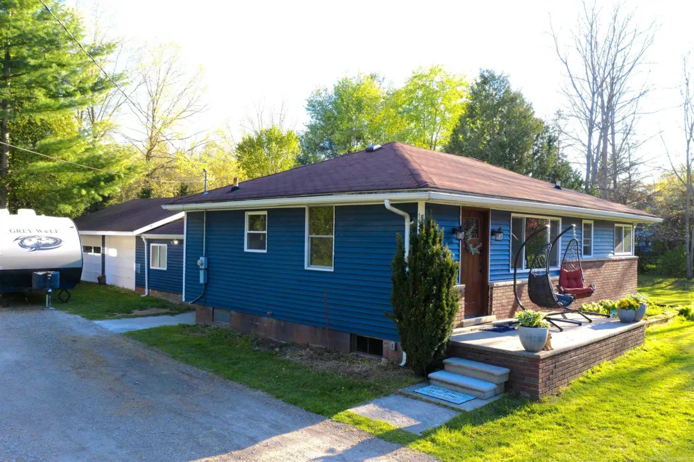 5219 Remer Road China Township, MI 48054