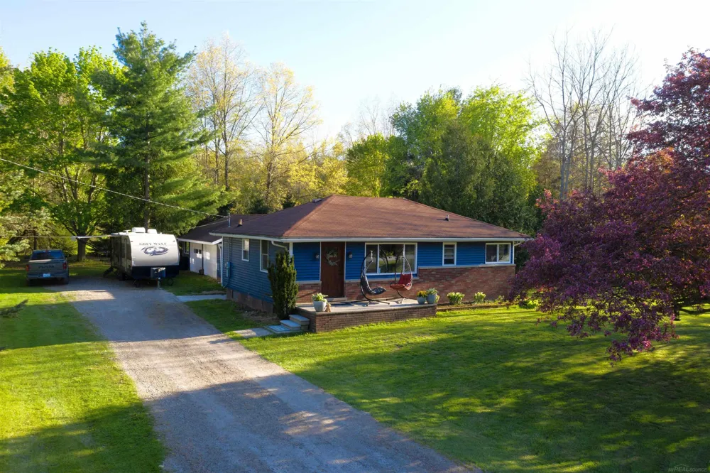 5219 Remer Road China Township, MI 48054