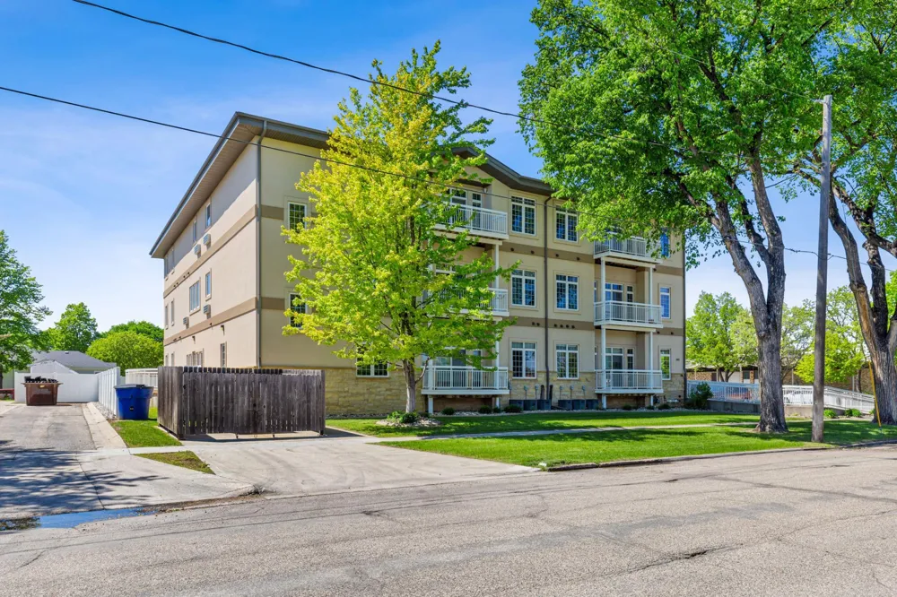 203 6th Street S #101 Moorhead, MN 56560