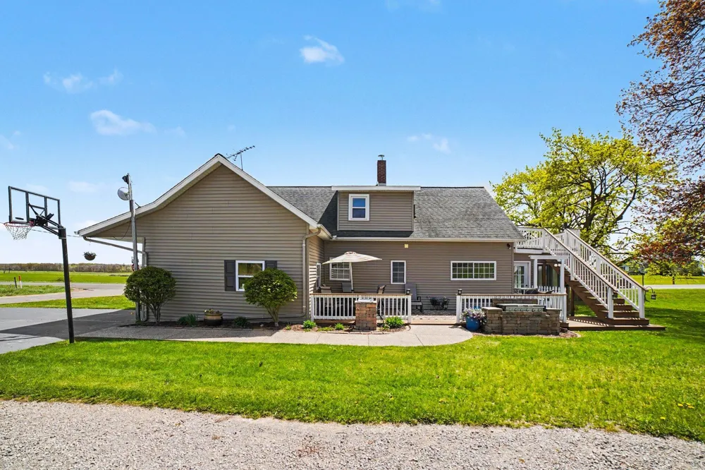 6987 E Beaverton Road Clare, MI 48617