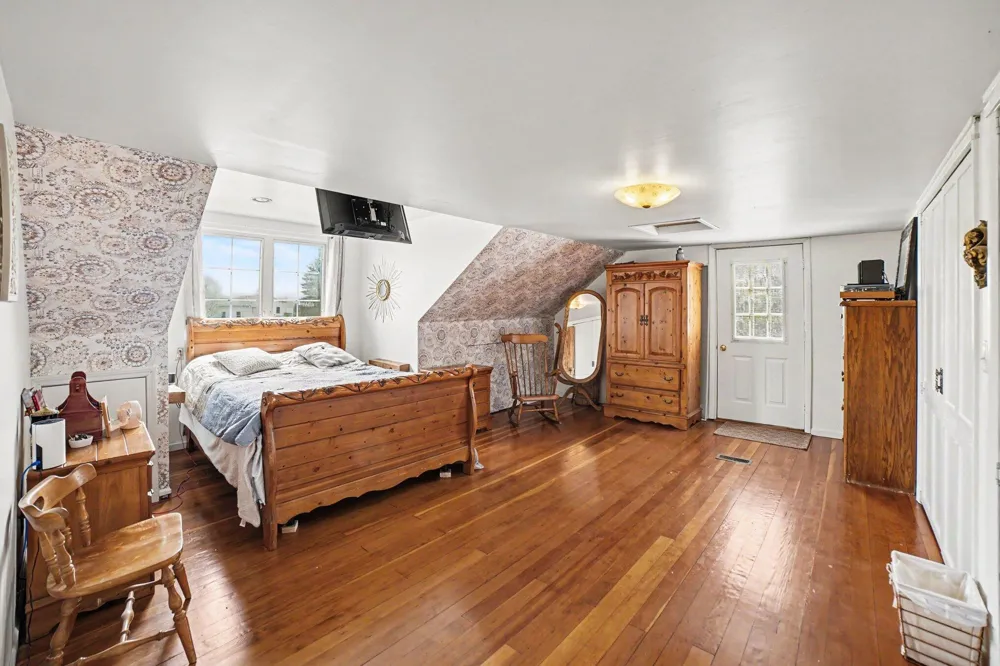 6987 E Beaverton Road Clare, MI 48617