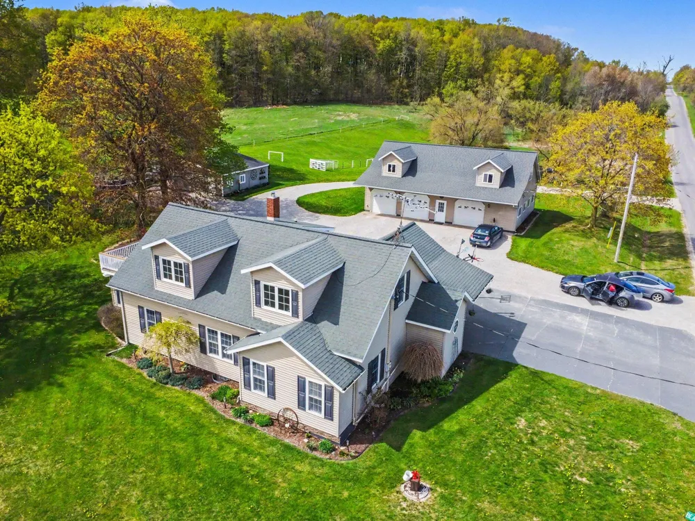 6987 E Beaverton Road Clare, MI 48617