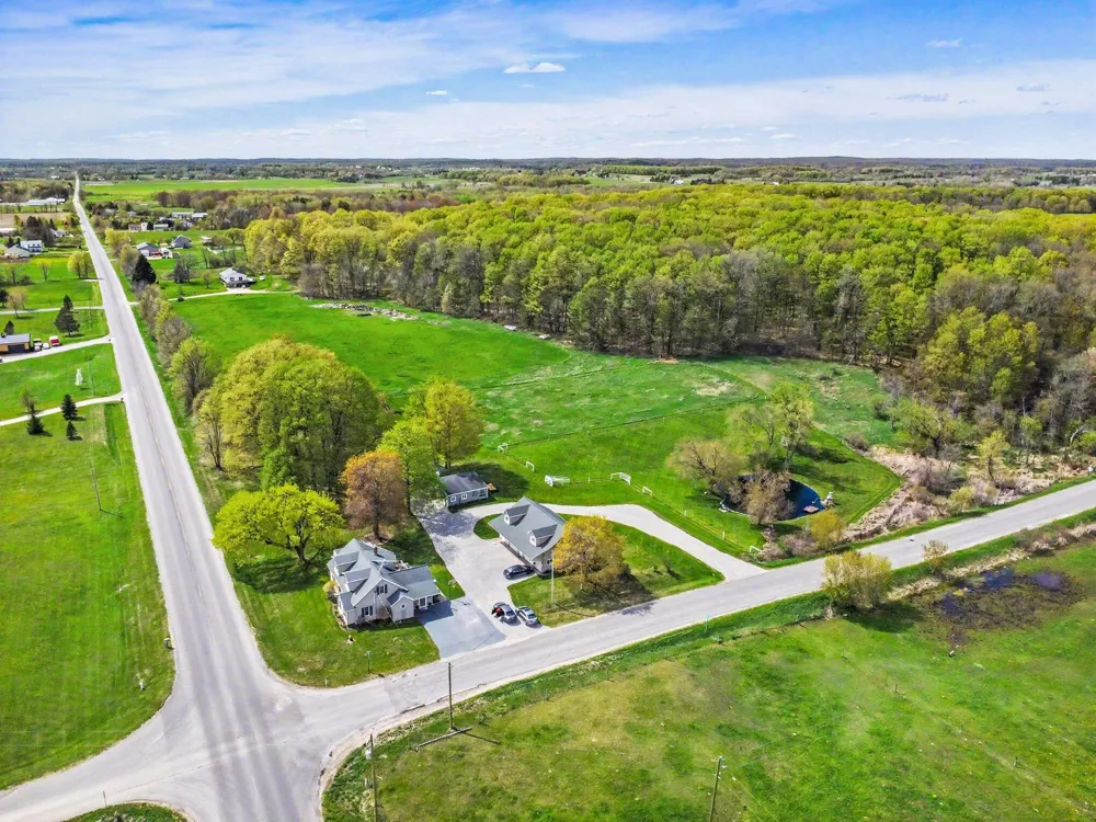 6987 E Beaverton Road Clare, MI 48617