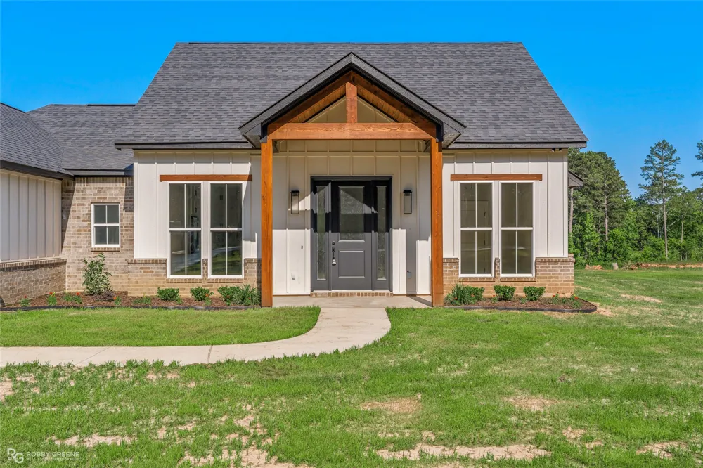 2643 Germantown Road Minden, LA 71055