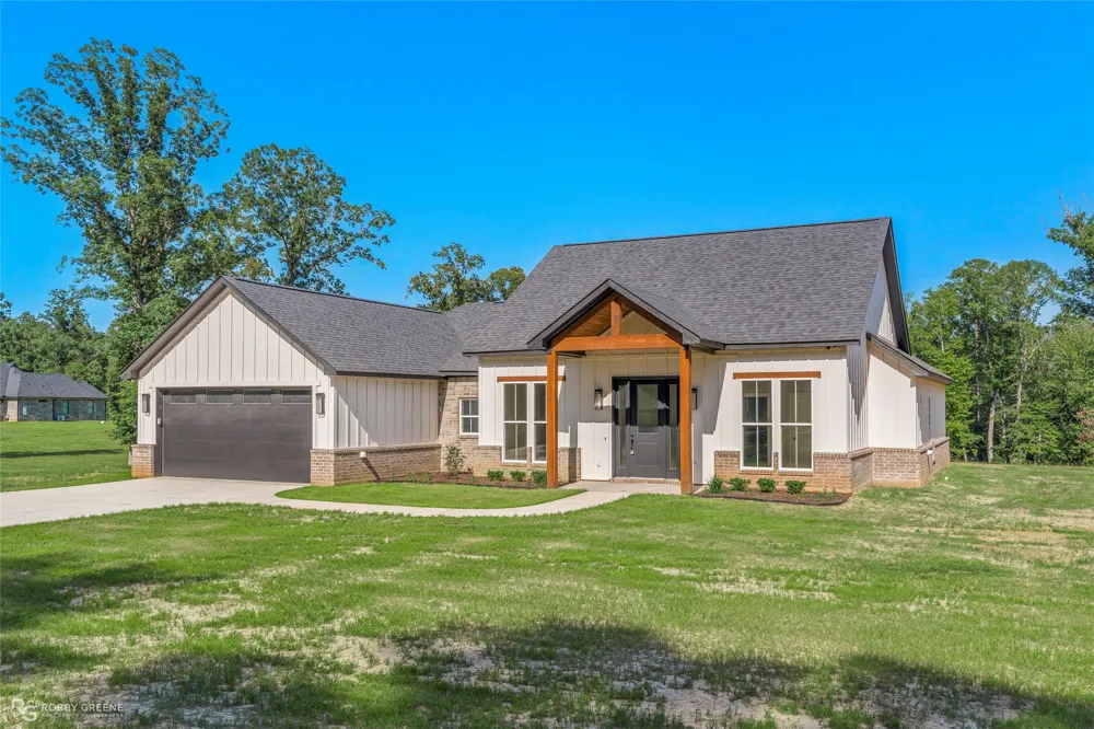 2643 Germantown Road Minden, LA 71055