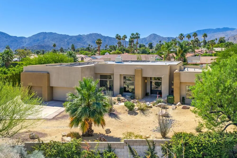 47200 Desert Lily Drive Palm Desert, CA 92260