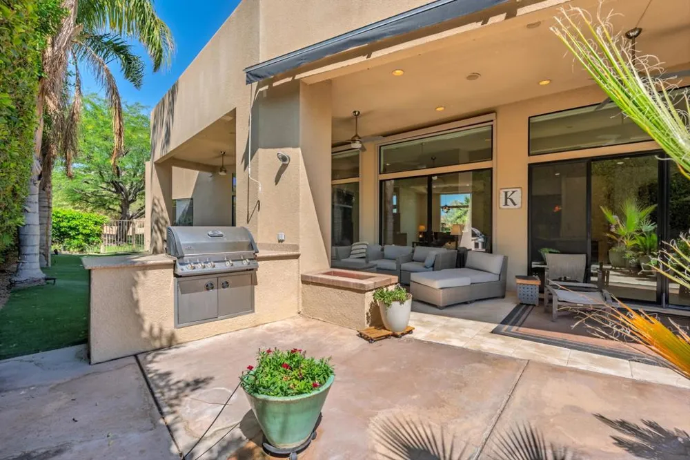 47200 Desert Lily Drive Palm Desert, CA 92260
