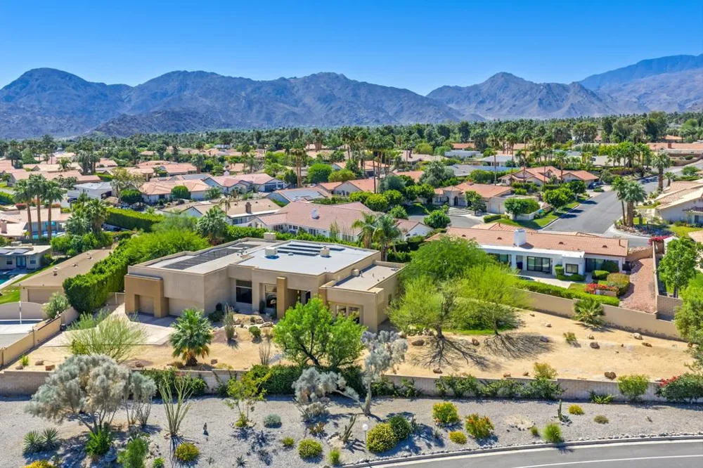 47200 Desert Lily Drive Palm Desert, CA 92260