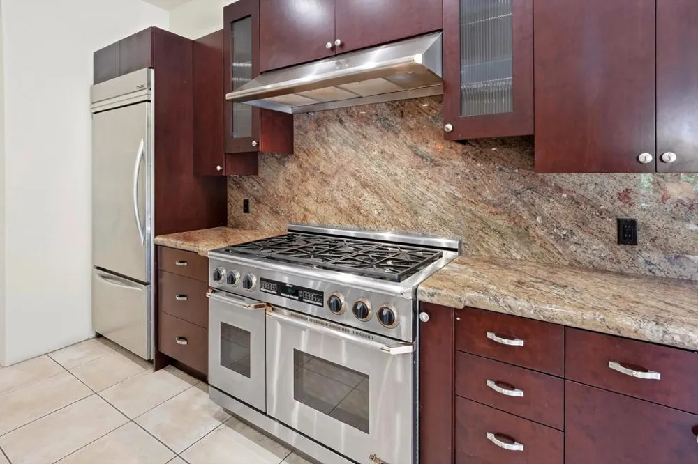 47200 Desert Lily Drive Palm Desert, CA 92260