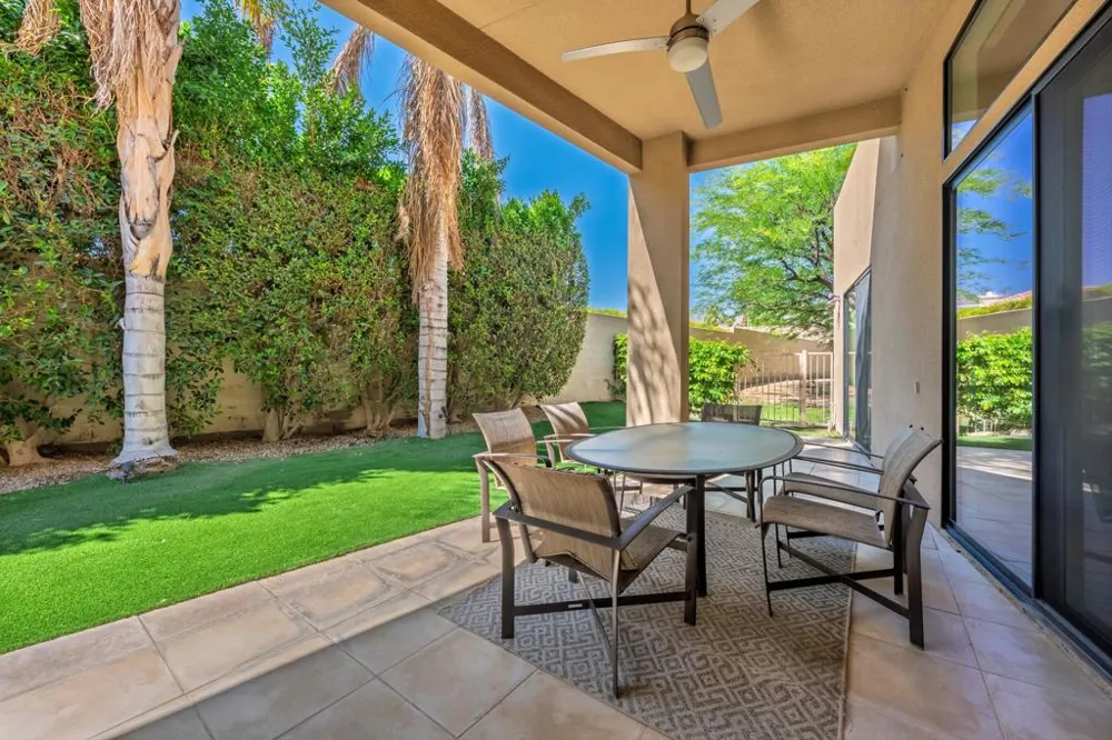 47200 Desert Lily Drive Palm Desert, CA 92260