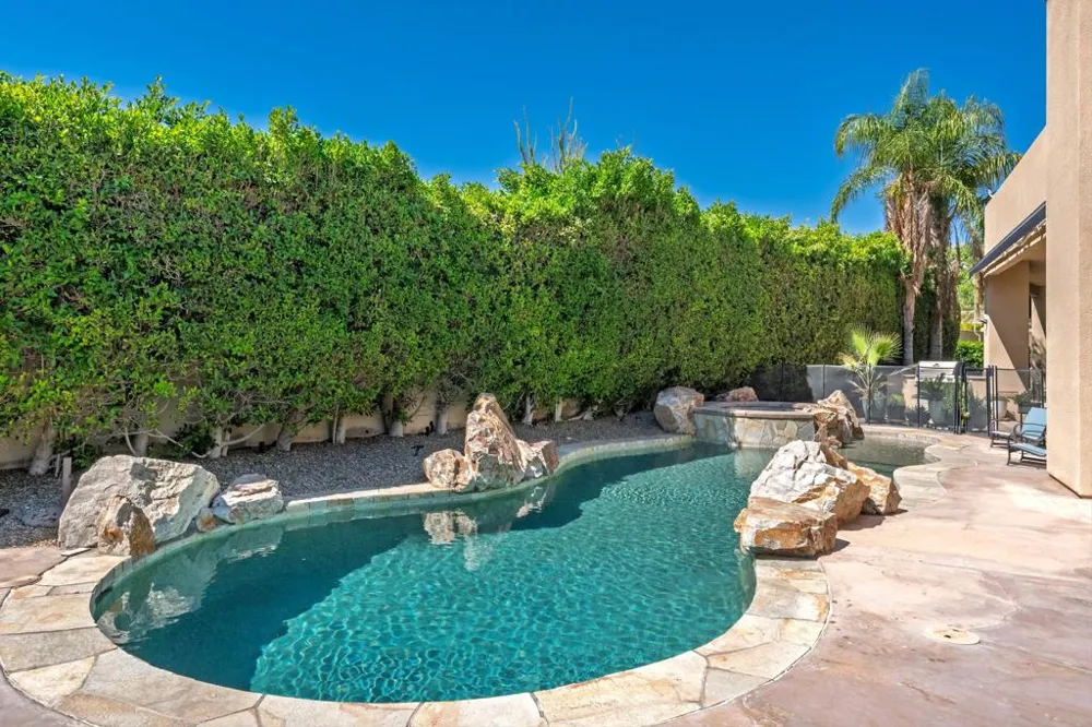 47200 Desert Lily Drive Palm Desert, CA 92260