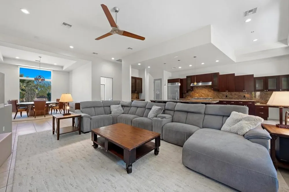 47200 Desert Lily Drive Palm Desert, CA 92260