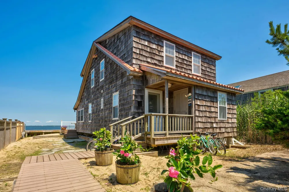 29 E Bayview Avenue Ocean Bay Park, NY 11770
