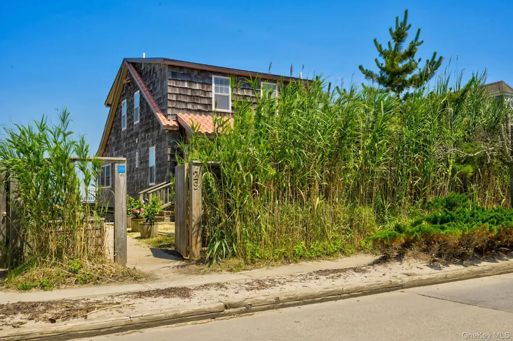 29 E Bayview Avenue Ocean Bay Park, NY 11770