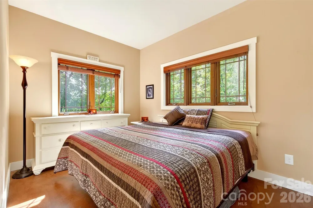 159 Osprey Roost Drive Nebo, NC 28761