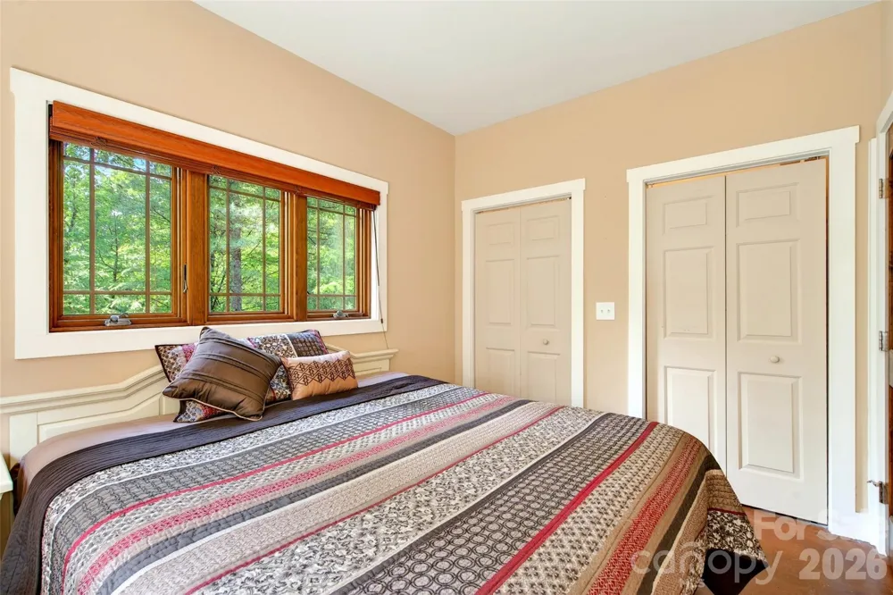 159 Osprey Roost Drive Nebo, NC 28761