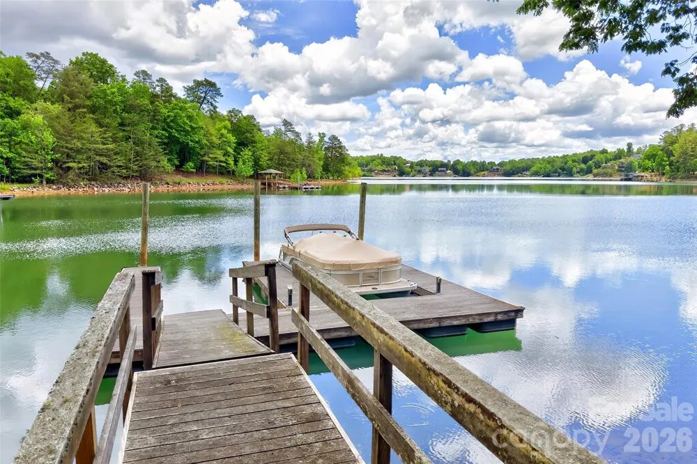 159 Osprey Roost Drive Nebo, NC 28761