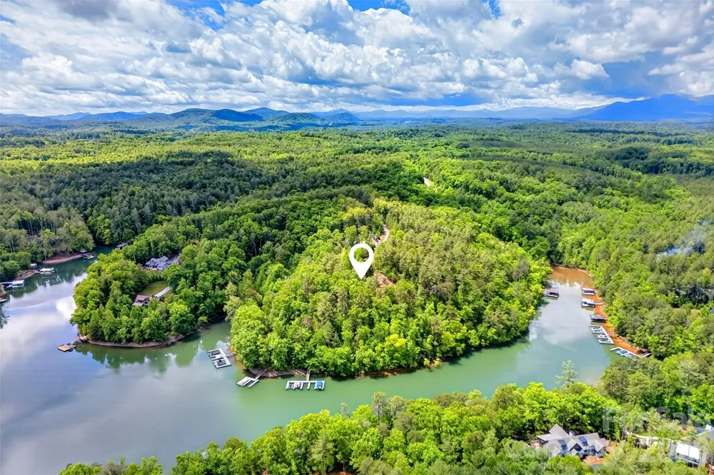 159 Osprey Roost Drive Nebo, NC 28761