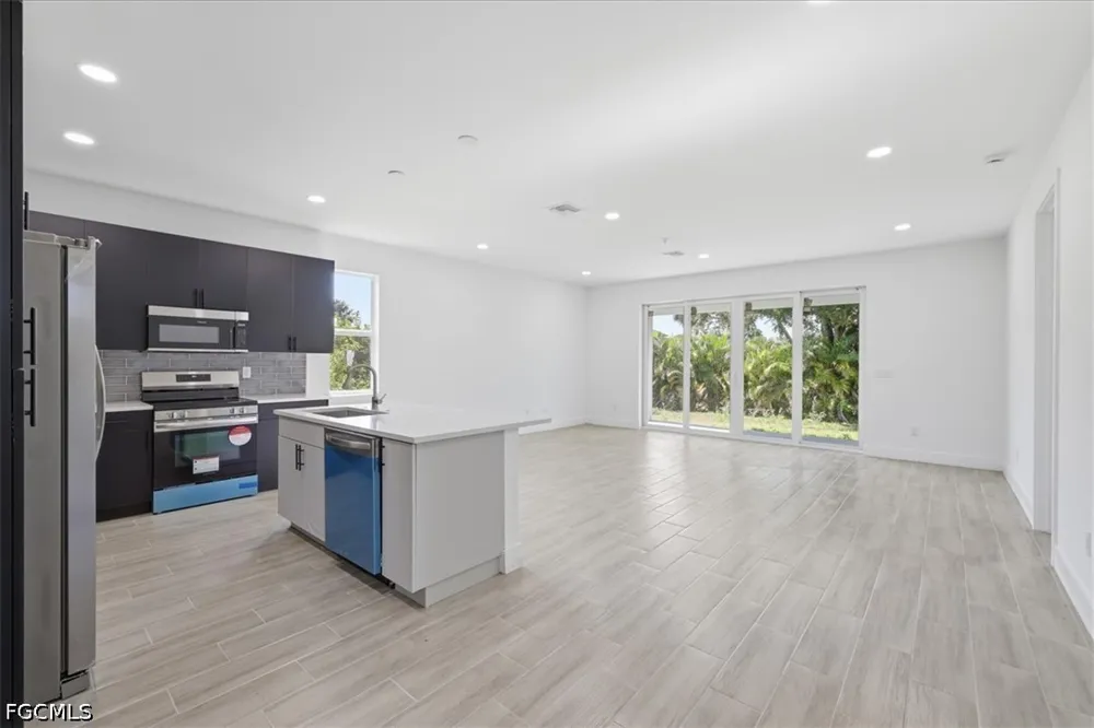 Lomas Road Rotonda West, FL 33947